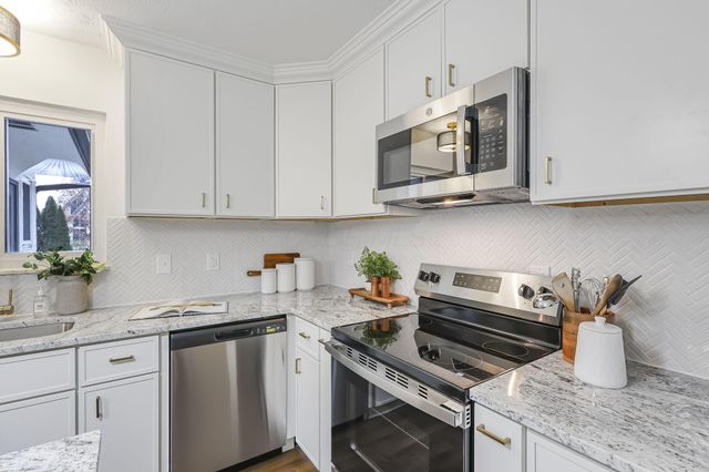 3311 Longstreth Park Place, Columbus, OH 43230