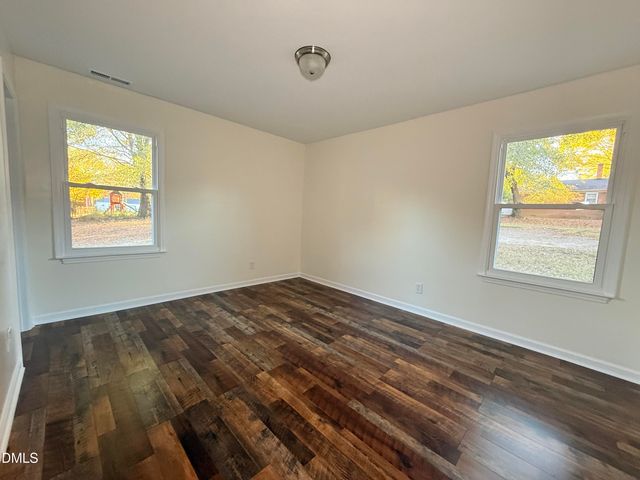 2222 Sunset Hills Drive, Burlington, NC 27215