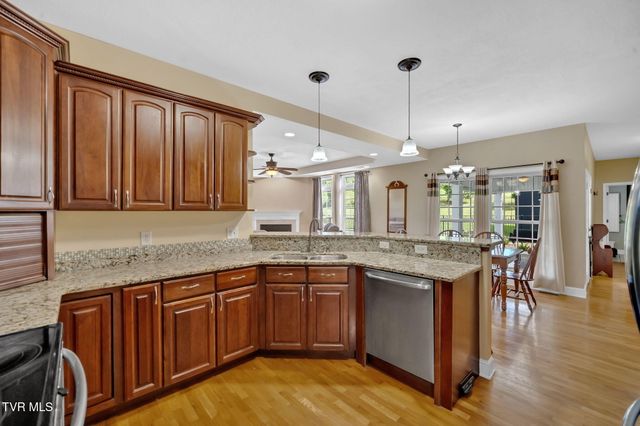 352 Dean Archer Road, Jonesborough, TN 37659