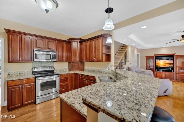 352 Dean Archer Road, Jonesborough, TN 37659