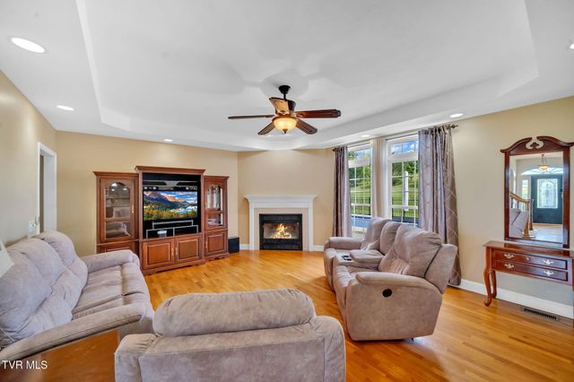 352 Dean Archer Road, Jonesborough, TN 37659