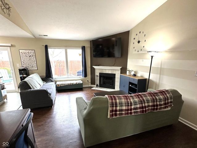 1415 Linden Way, Indianapolis, IN 46234