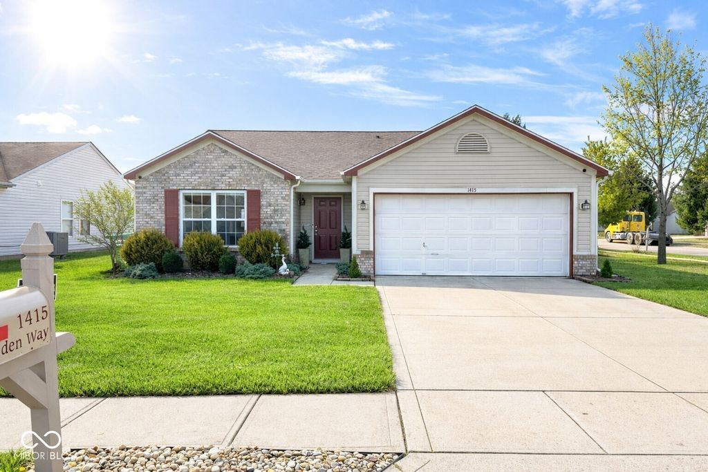 1415 Linden Way, Indianapolis, IN 46234