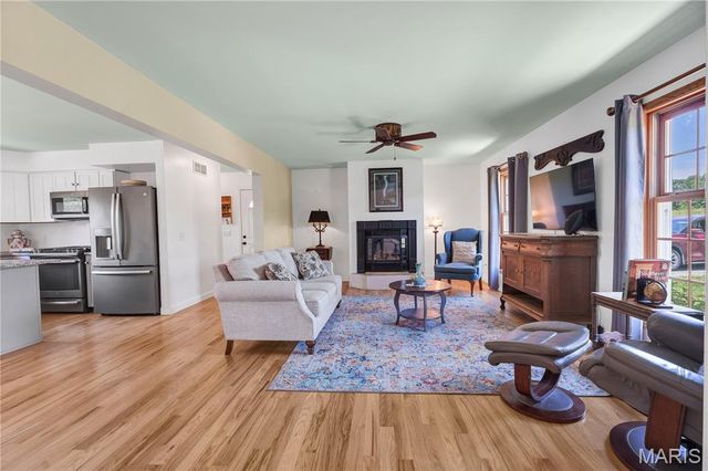 159 Strack Farm Lane, Troy, MO 63379