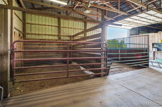 159 Strack Farm Lane, Troy, MO 63379
