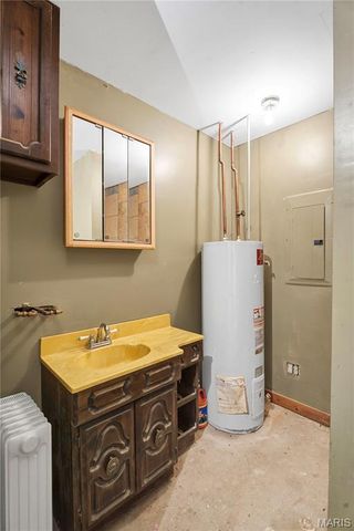 159 Strack Farm Lane, Troy, MO 63379