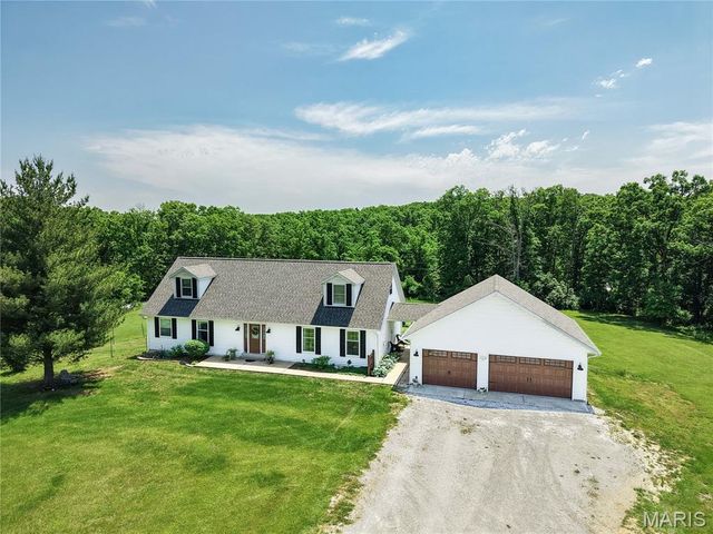 159 Strack Farm Lane, Troy, MO 63379