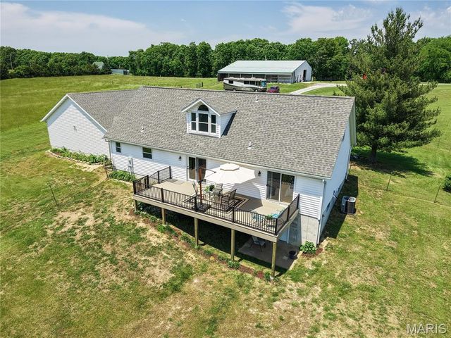 159 Strack Farm Lane, Troy, MO 63379