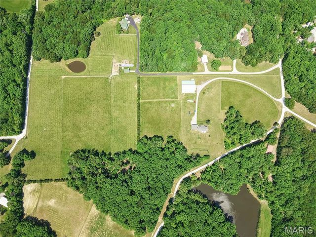 159 Strack Farm Lane, Troy, MO 63379