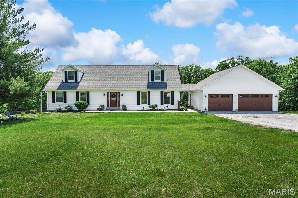 159 Strack Farm Lane, Troy, MO 63379