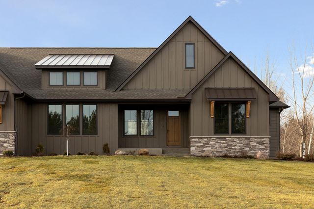 745 Mount Curve Court, Hudson, WI 54016
