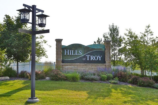 745 Mount Curve Court, Hudson, WI 54016