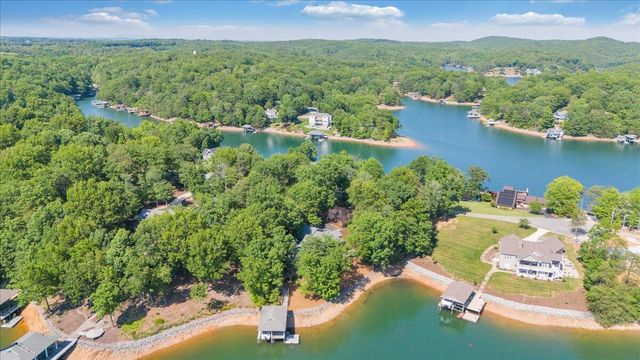 123 Tradewind TER, Huddleston, VA 24104