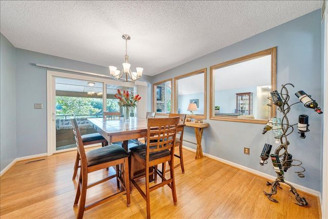 123 Tradewind TER, Huddleston, VA 24104