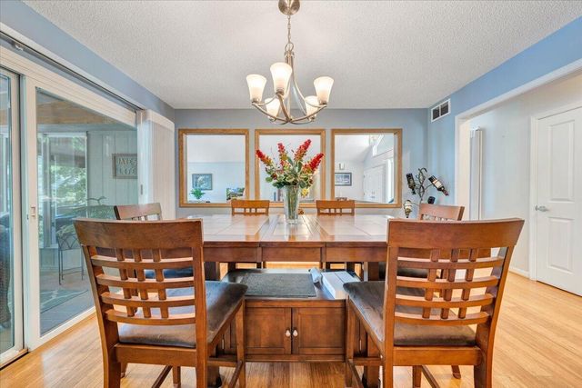 123 Tradewind TER, Huddleston, VA 24104