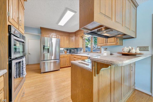 123 Tradewind TER, Huddleston, VA 24104
