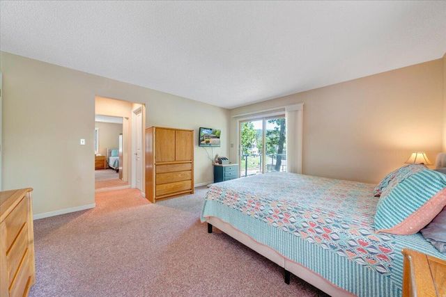 123 Tradewind TER, Huddleston, VA 24104