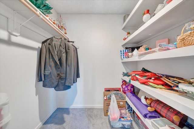 123 Tradewind TER, Huddleston, VA 24104