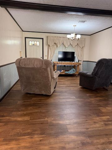 721 W College Street, Nashville, AR 71852