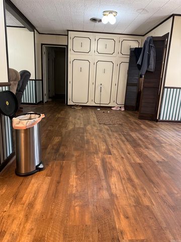 721 W College Street, Nashville, AR 71852