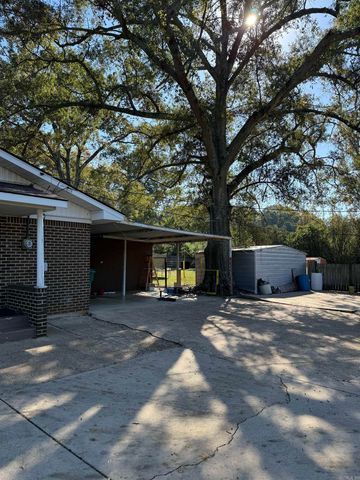 721 W College Street, Nashville, AR 71852