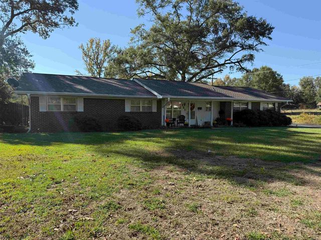 721 W College Street, Nashville, AR 71852