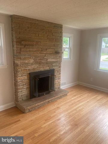 2404 EDGEWOOD AVE, Baltimore, MD 21234
