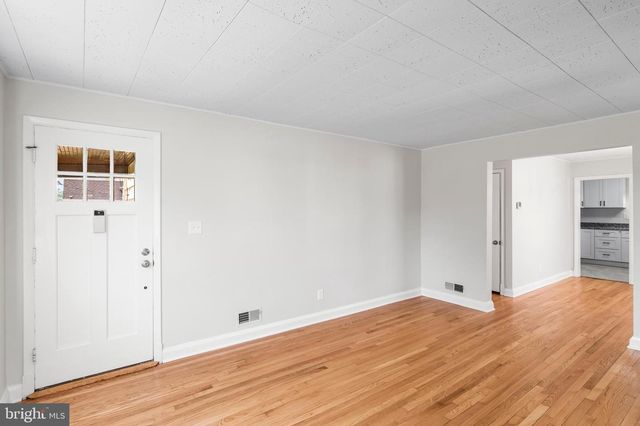 2404 EDGEWOOD AVE, Baltimore, MD 21234