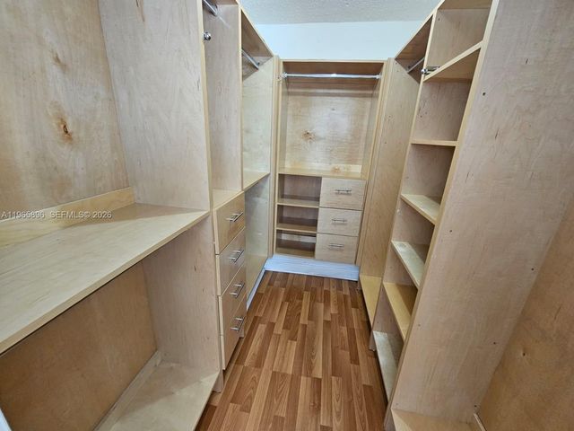 140 NW 87th Ave G209, Miami, FL 33172