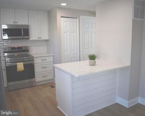 1636 SECRETARIAT DR, Annapolis, MD 21409