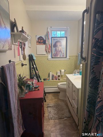 158 Leetes Island Road, Branford, CT 06405