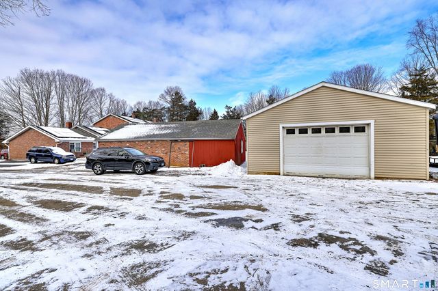 158 Leetes Island Road, Branford, CT 06405