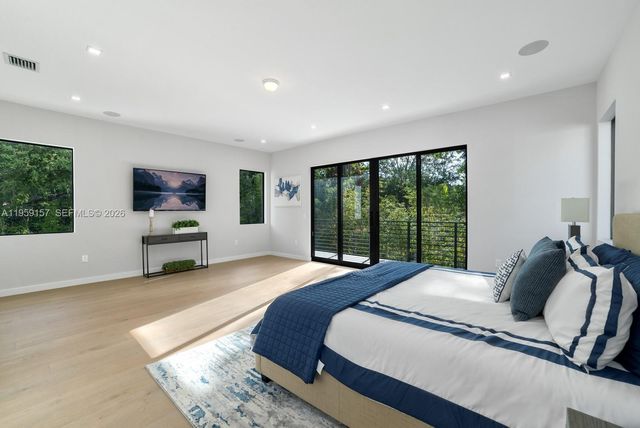 1780 Chucunantah Rd, Miami, FL 33133