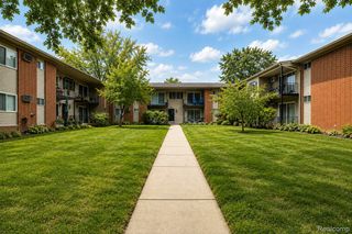4009 Benjamin Avenue, Royal Oak, MI 48073
