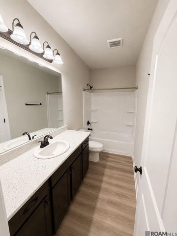 41448 Cozy Way, Gonzales, LA 70737