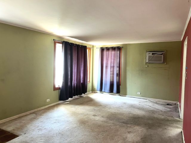 2222 Spruce Road, Homewood, IL 60430