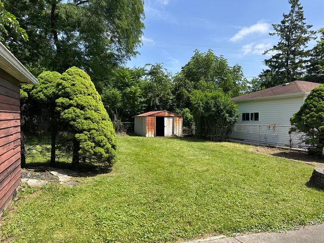 2222 Spruce Road, Homewood, IL 60430
