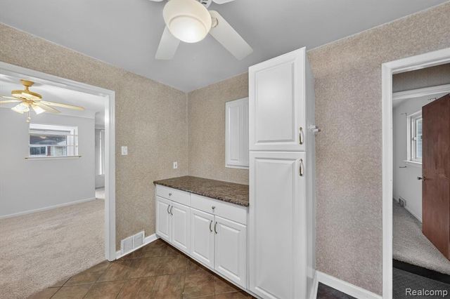 30935 Sheridan Street, Garden City, MI 48135