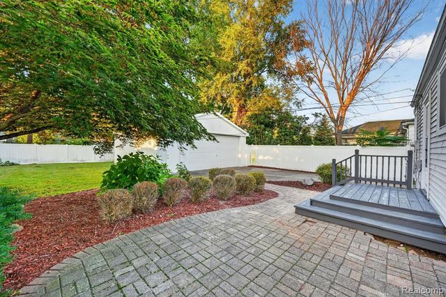 30935 Sheridan Street, Garden City, MI 48135