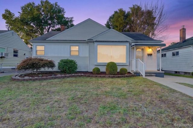 30935 Sheridan Street, Garden City, MI 48135