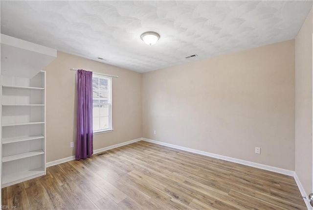 228 Neoma DR, Norfolk, VA 23503