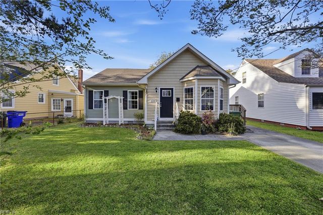 228 Neoma DR, Norfolk, VA 23503