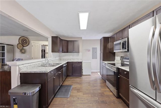 228 Neoma DR, Norfolk, VA 23503