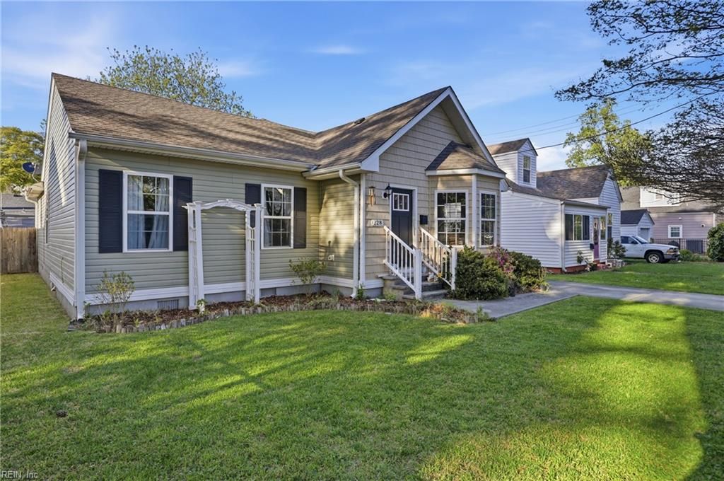 228 Neoma DR, Norfolk, VA 23503