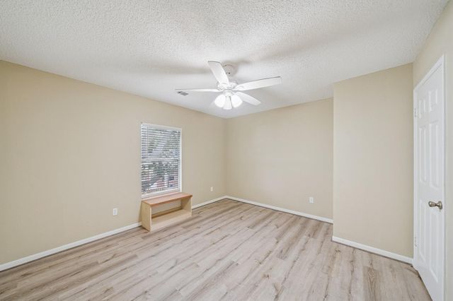 4012 Hazelwood Drive, Pearland, TX 77584