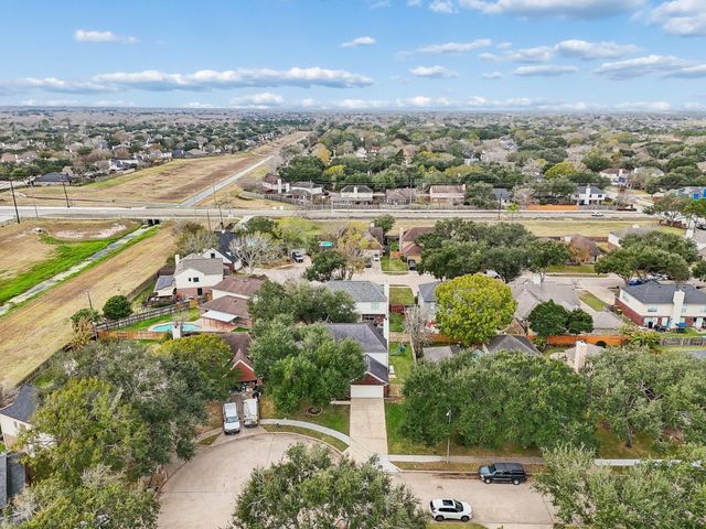 4012 Hazelwood Drive, Pearland, TX 77584