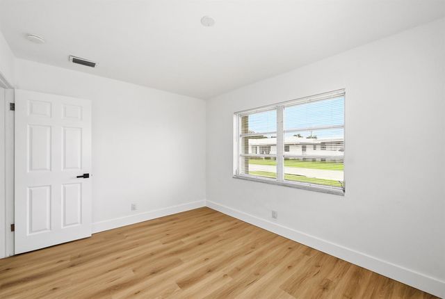 8410 NW 59th Place, Tamarac, FL 33321