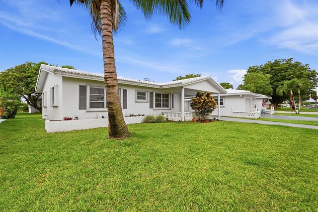 8410 NW 59th Place, Tamarac, FL 33321