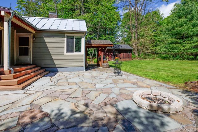 208 Tinker Street, Woodstock, NY 12498