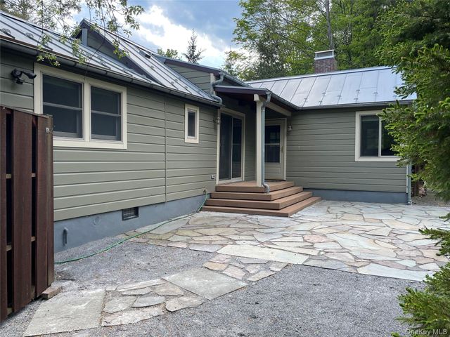 208 Tinker Street, Woodstock, NY 12498
